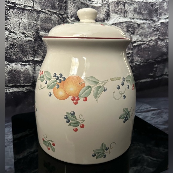 Corelle Abundance Fruit Patterned Cookie Jar with Lid - Picture 1 of 7